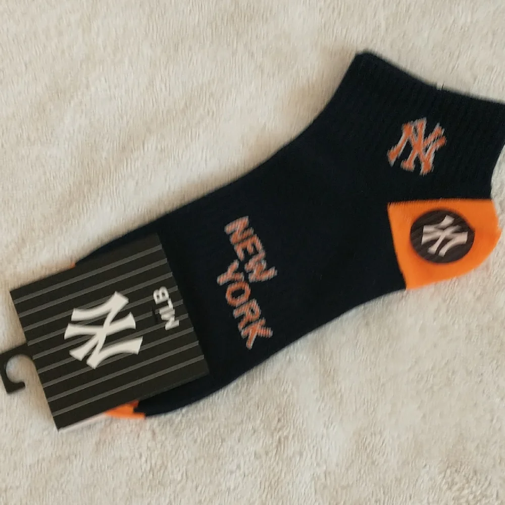 New York Yankee Socks, Blue And Orange, Size Women's Medium‎